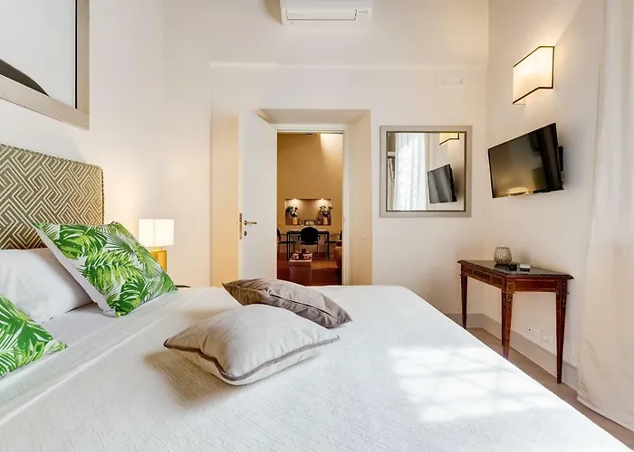 Trevi Chic House